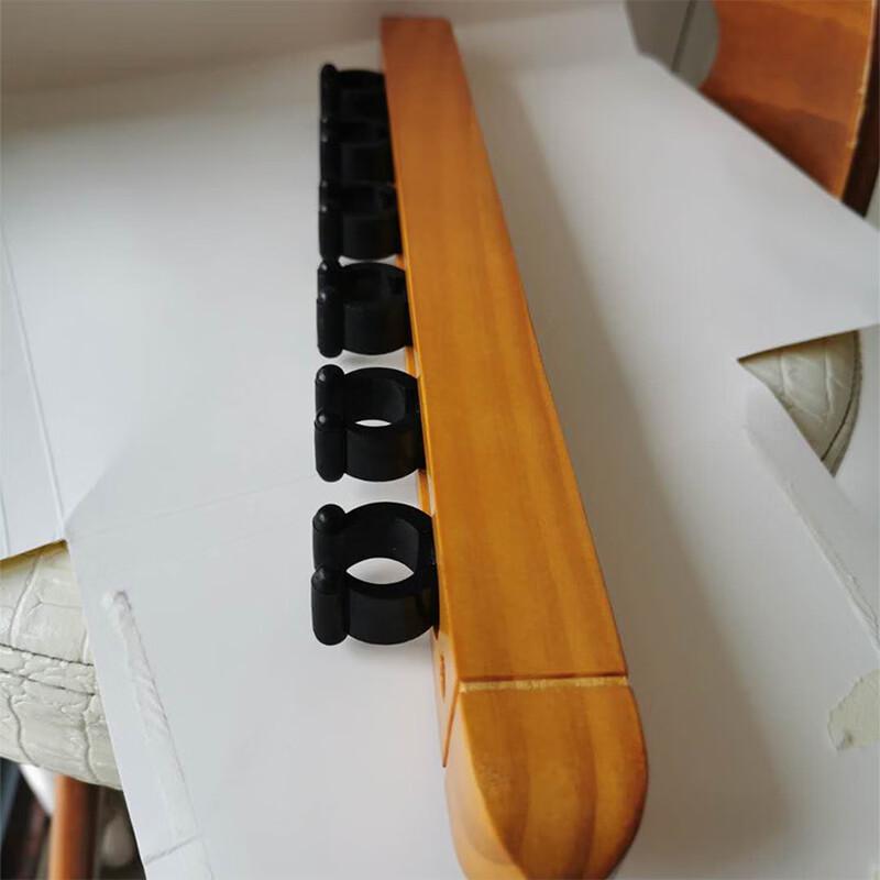 LISM Wall-Mounted Billiard Cue Rack