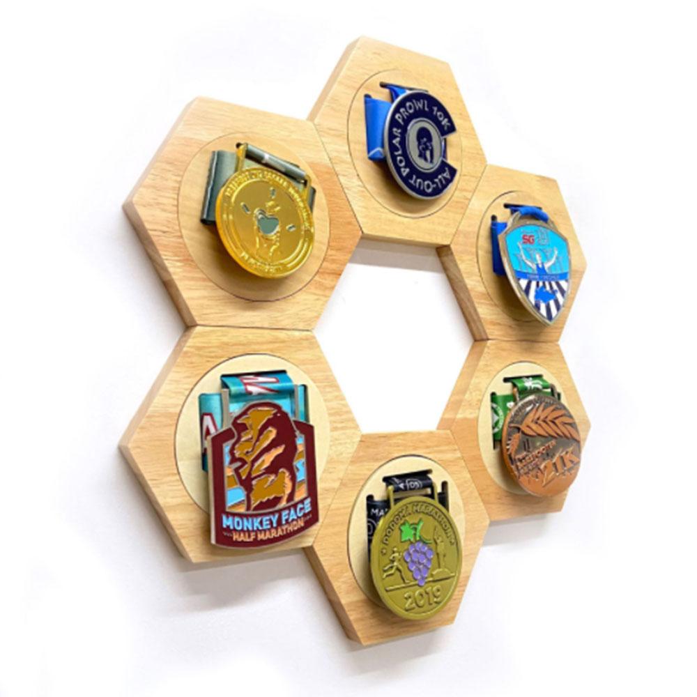 1Pc Wooden Hexagon Medals Storage Shelf Home Decorative Tool Racks Medal Album For Household Bedroom Decoration