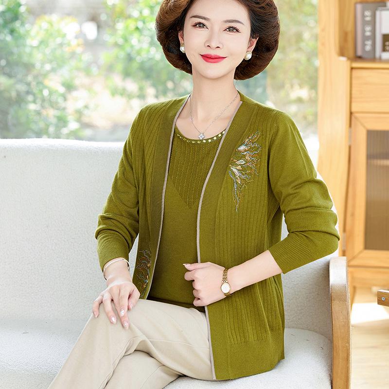 Spring New Arrivals: Women's Knit Two-Piece Set - Short-Sleeved Top and Stylish Cardigan for Middle-Aged and Elderly