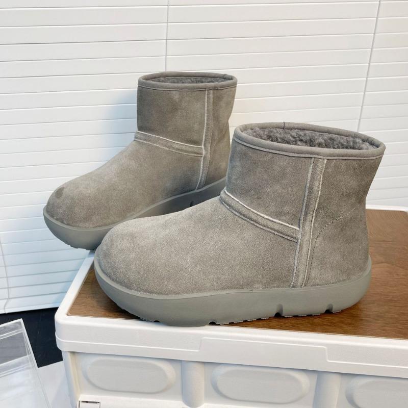 

Thick-soled snow boots women s new winter short boots piled and thickened warm round head sleeve cotton shoes 35