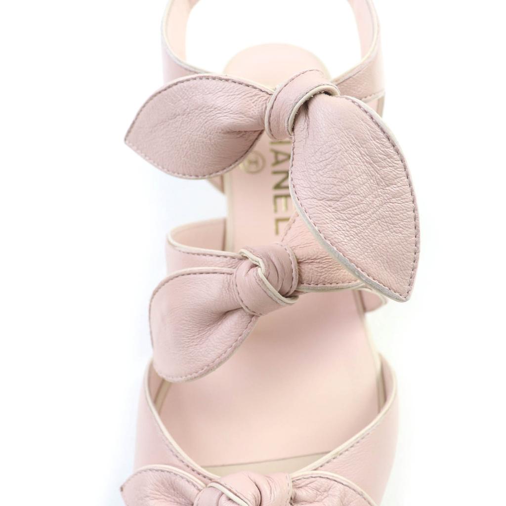 Chanel Sandały różowa skóra Kobiety 35.5 G35297 Używane