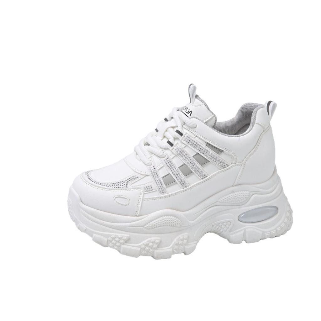 Little fairy platform dad shoes girl in the autumn of 2025 new platform muffin fashion through the net casual sports shoes girl