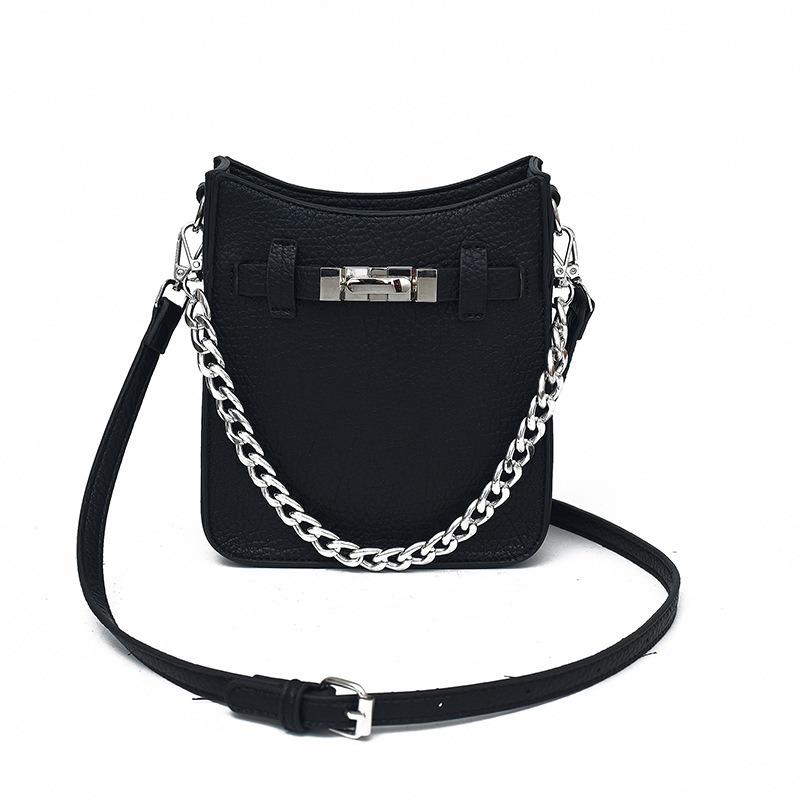 

Нишевая сумка через плечо высокого класса женская новая модная универсальная сумка-ведро для通勤 ретро сумка-мессенджер маленькая квадратная сумка чёрный