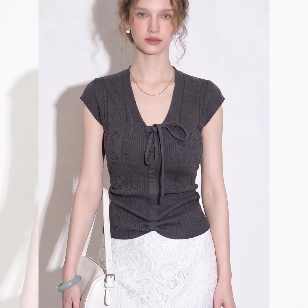 Grey v-neck lace-up small fly-sleeved front shoulder top women's summer ice silk knitted huge good-looking slim-fitting short-sleeved t-shirt