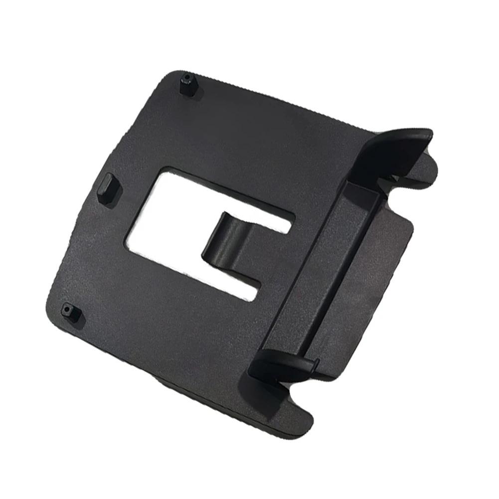 Chevrolet Silverado (16-24) Armrest Box Bracket Replacement