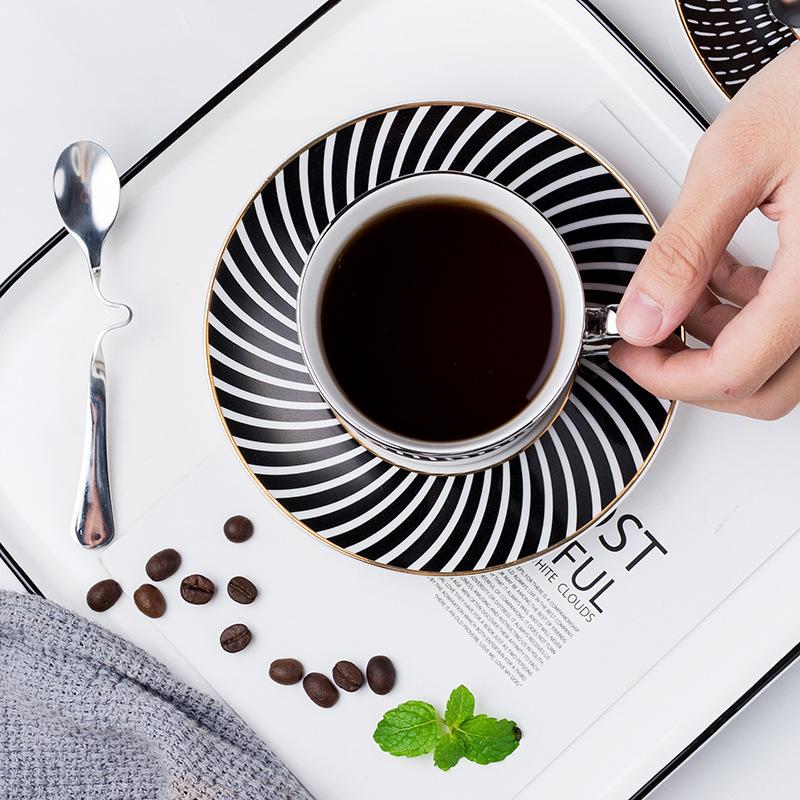 Titanium Silver Mirror Reflection Coffee Cup with Plate Logo Custom European Coffee Cup Plate Afternoon Tea Cup Set