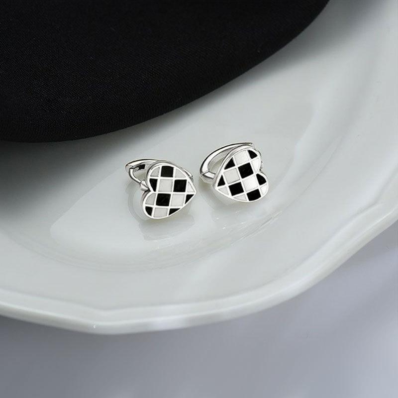 

Серьги High-end Love Chess Board Earbuds New Trending Korean Version