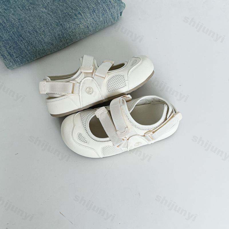 Fashion 2025 Summer New Mesh Breathable Retro Style Casual Single Shoes for Women Fashion Shallow Mouth Comfortable Soft Soled Sneakers