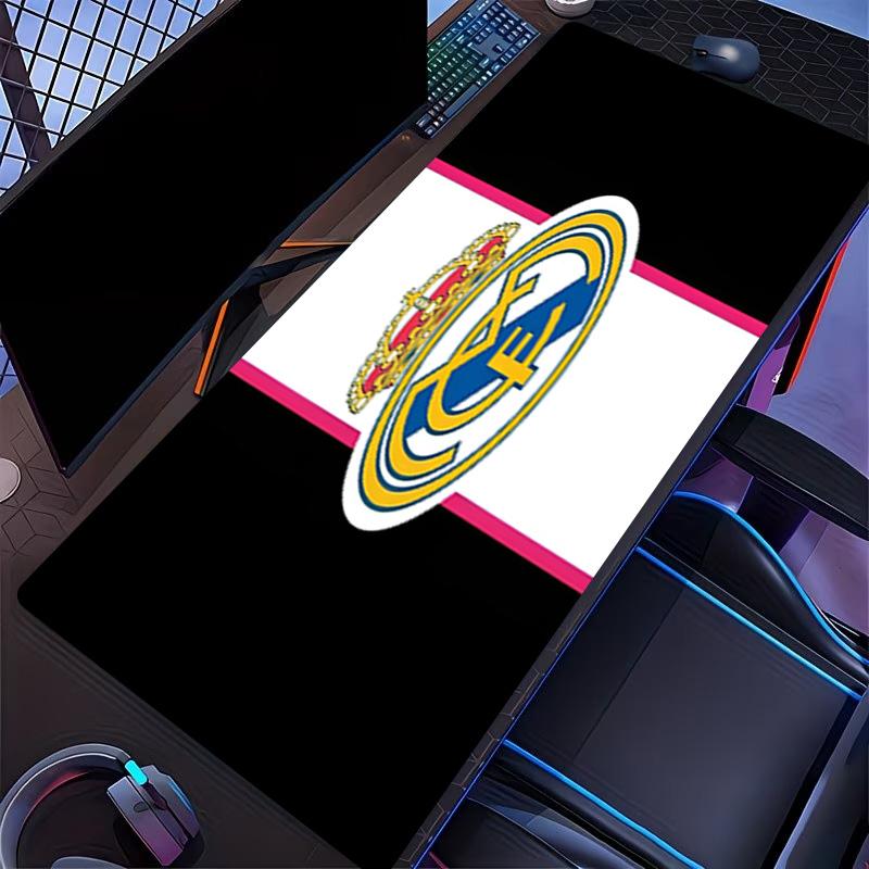 Tappetino per Mouse Stampa Real Madrid, per Tastiera, Tappetino per Laptop PC per Ufficio, Casa, Decorazione Scrivania, Regalo di Compleanno Perfetto per i Giocatori