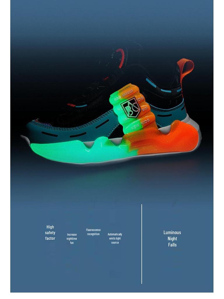 Girls' 2025 Autumn/Winter Cotton Sports Shoes - Thickened, Warm Running Shoes for Medium/Large Children.