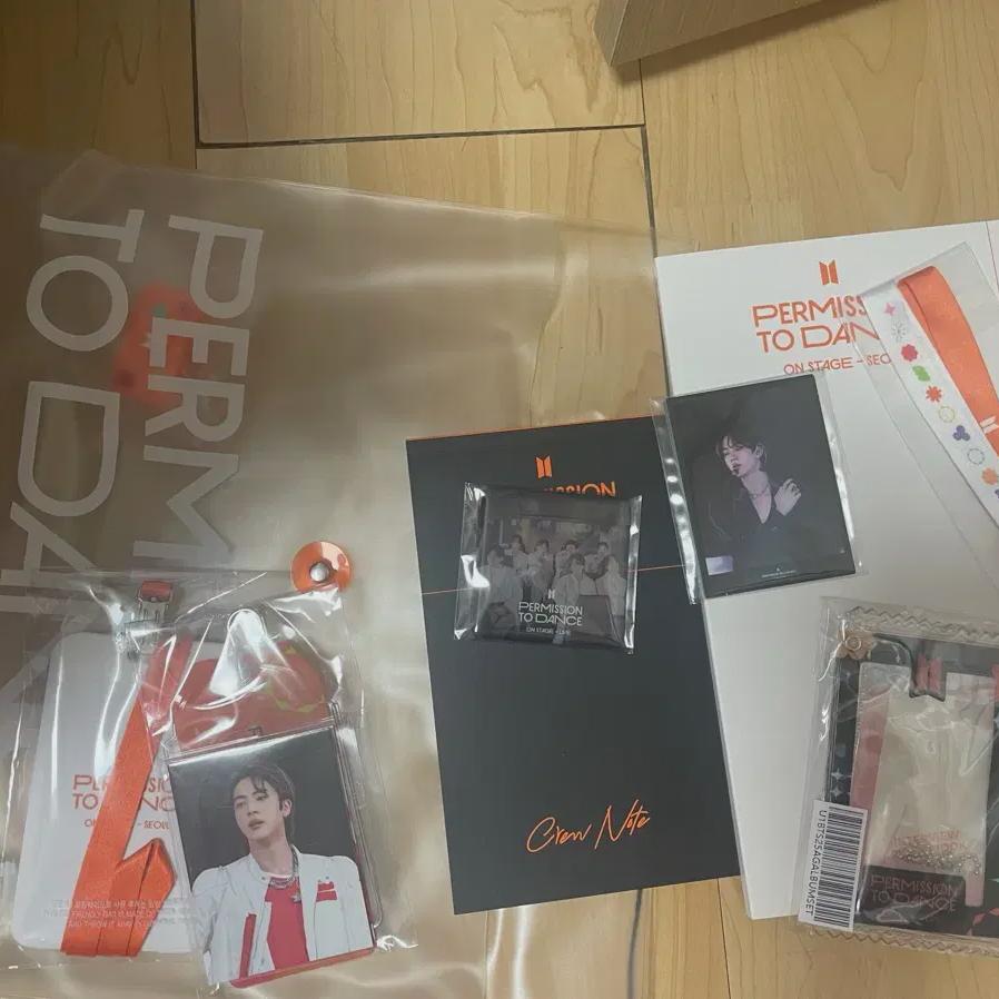 

BTS Ptd Seoul Weverse Предзаказный Бонус