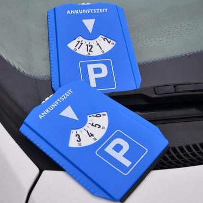 Blue Digital Parking Timer Disc with Ice Scraper, 24-Hour Display, Battery-Free Operation for Enhanced Parking Meter Compliance & Vehicle Safety
