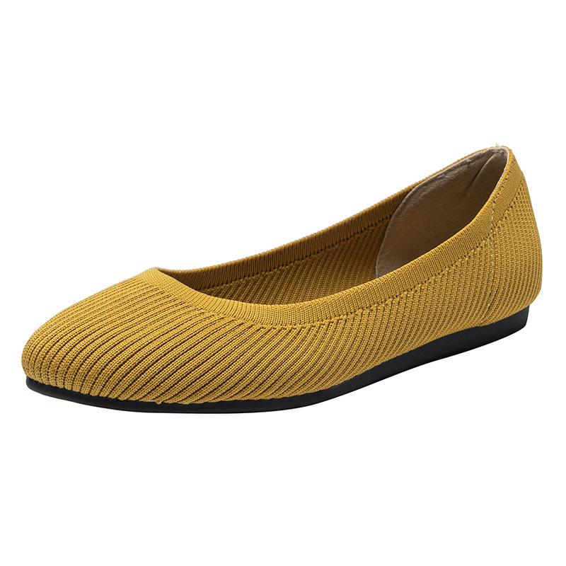 Y2 Women's Plus Size Knit Soft Sole Flat Shoes (Sizes 41-44) - Solid Color, Round Toe, Low-Cut, Old Beijing Style.
