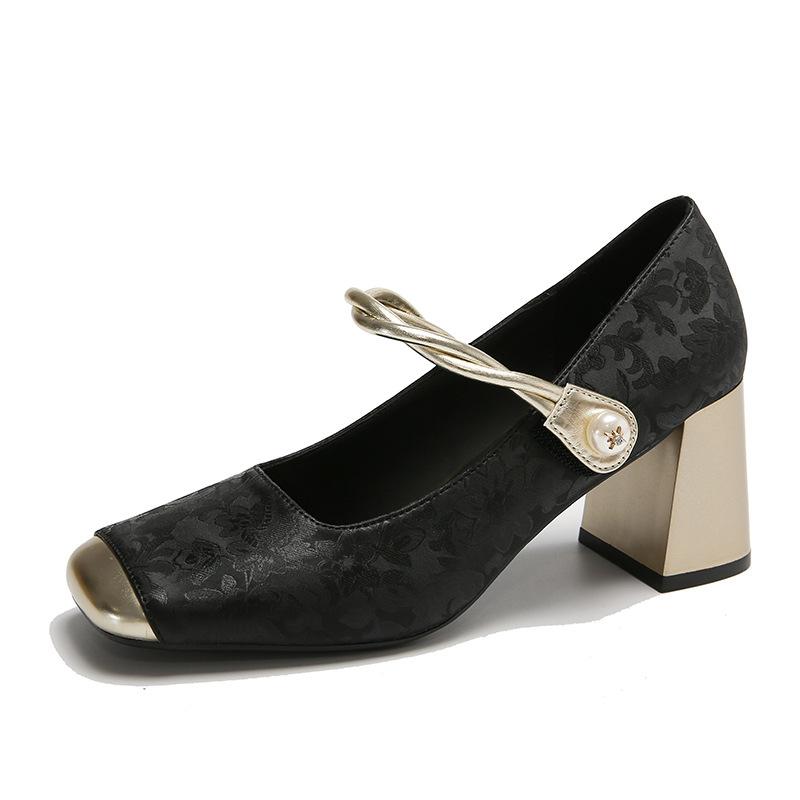 Retro Versatile Small Size Thick Heel Square Head New Chinese Women's French 2025 New Shallow Mouth Country Chaofeng Spring Shoes