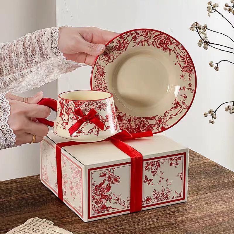 Festive Red Rose Cups And Saucers, Wedding Gifts, High-End Souvenir Sets For The Newlyweds, High-End And Exquisite Gifts For Girlfriends