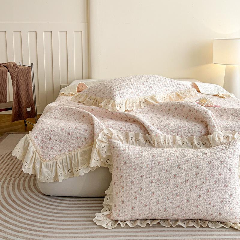 Korean Style Thickened All-Cotton Lace Bedspread Set (1.8m)