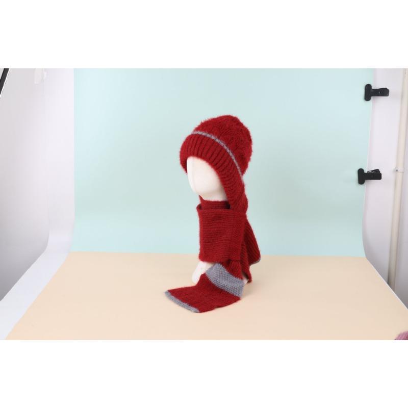 Fleece hat, scarf, integrated knitted hat, mother ear protectors, headgear, cycling thermal neck protector, women