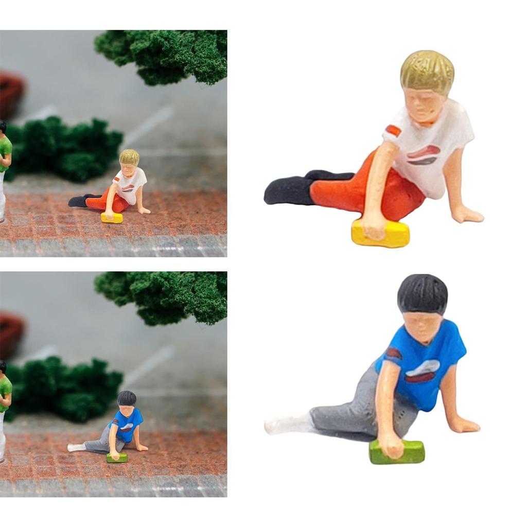 1:64 Boy with A Toy Car Tiny People Model Miniature Painted Figure Crafts for Scenery Landscape