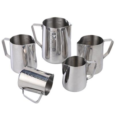 Farfurii – Vase pentru zahăr și frișcă