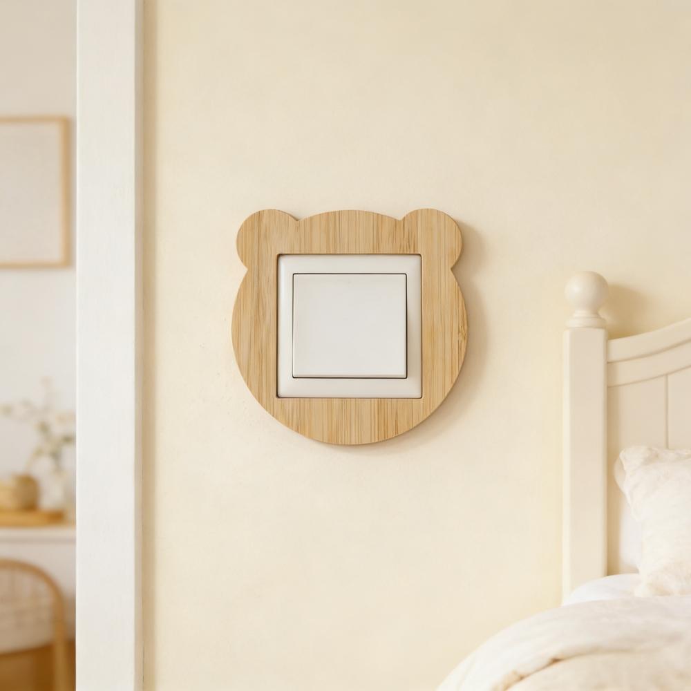 

1pc 8.6cmX8.6cm Nordic Wooden Switch Protective Cover Wall Sticker Wall Mounted Socket Decoration Home Decoration Wall Sticker 8.6cm