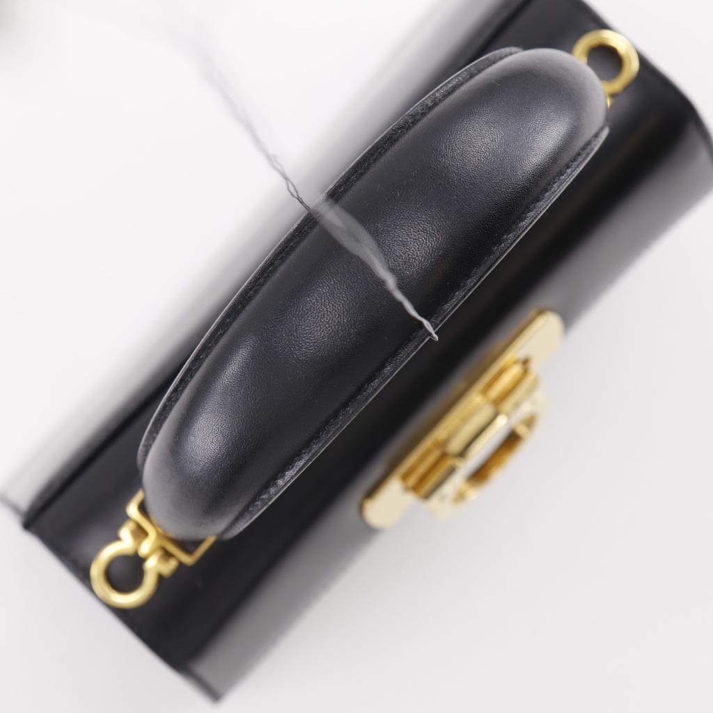 Salvatore Ferragamo Gancini Handbag BX-212193 black Calfskin Women Used