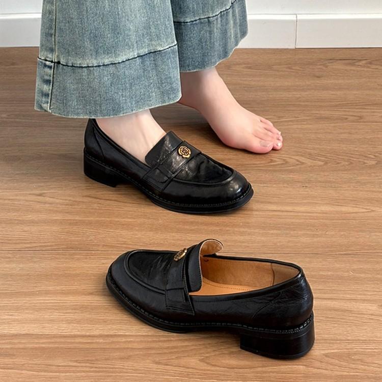 Cowhide Version~ Genuine Leather New Platform Camellia One-pedal Loafers Women's British Style Retro Small Leather Shoes Single Shoes
