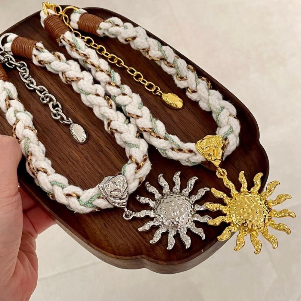 Charm Sunflower Pendant Necklace Exaggerated Wide Clavicle Chain Retro Rope Weave Choker  Vacation