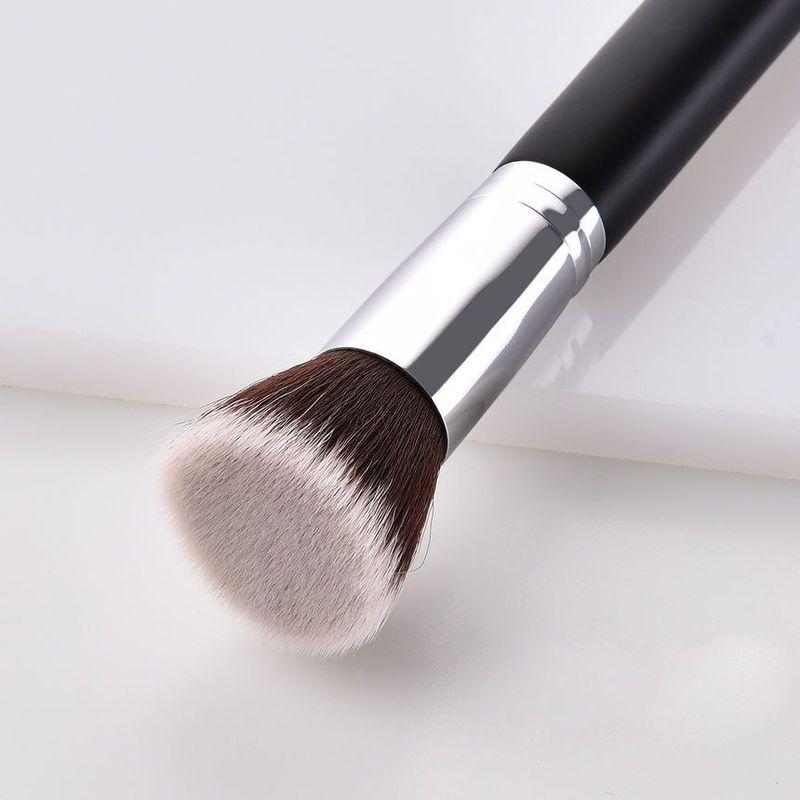 Stroke of Beauty - Set: Makeup Brush