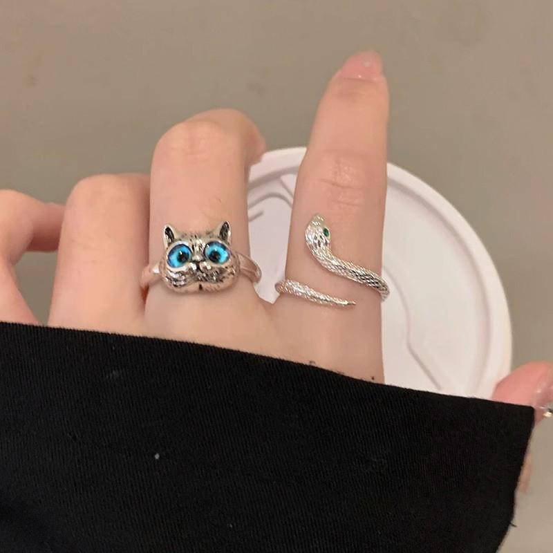 Adjustable Cat Snake Ring: Stylish & Unique Cold Fashion for Women & Influencers