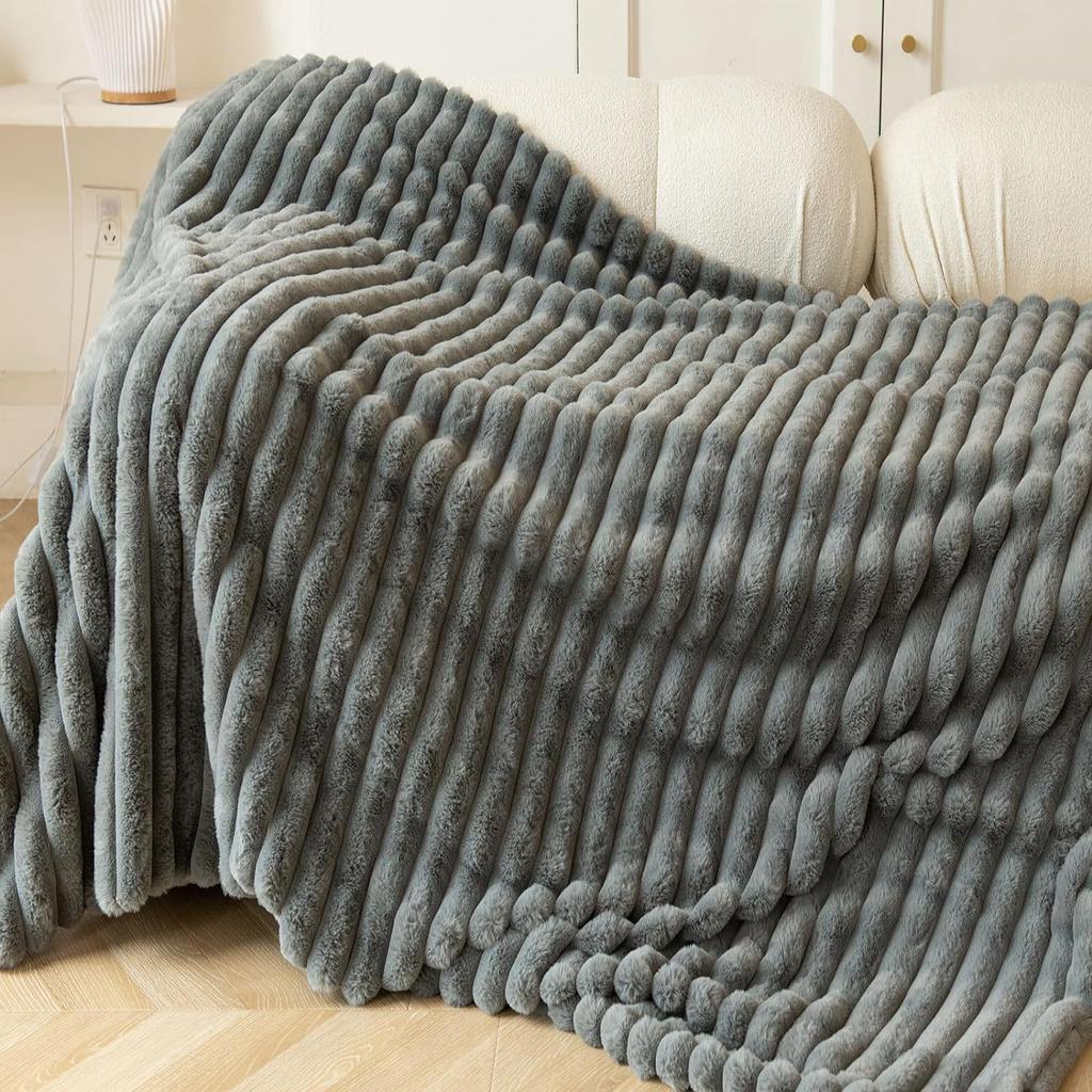 Double-Layer Super Soft Imitation Rabbit Fur Sofa Blanket