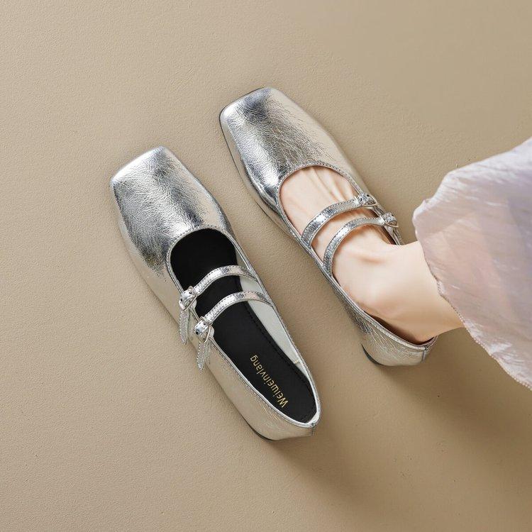 

Серебряные туфли Мэри Джейн, женские летние темпераментные туфли с закрытым носком на плоской подошве, нежные туфли, женские туфли большого размера 41 A 43 35 серебряный