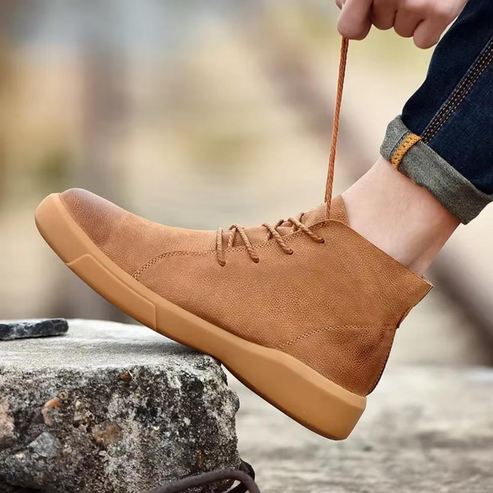 Fashion Men's Boots English Style Leather Shoes Men's Ankle Boots  Autumn and Winter High Top Men's Shoes Retro Fashion Casual Boots