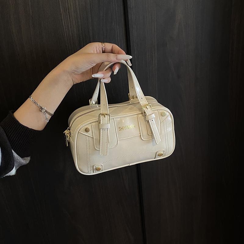 Bowling Bag Women's Handbag Autumn and Winter Large-capacity Bag Crossbody Women's Versatile Commuter Bag Single Shoulder Portable