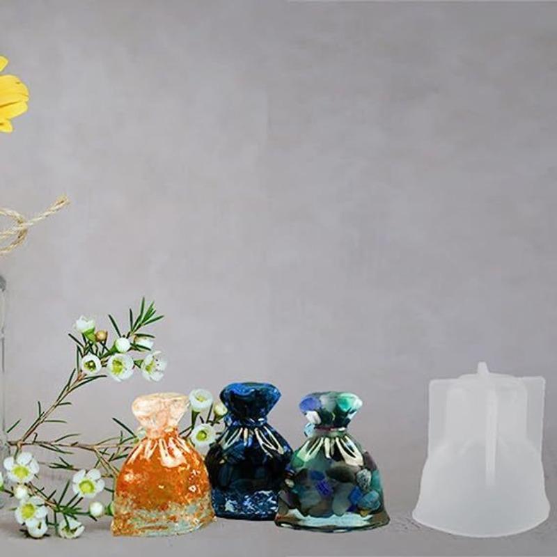 

1 Pieces Lucky Bag Shape Silicone Mold, Shaped Resin Mold, Goldfish Water Bag Epoxy Mould, Mini Cute Bag Moulds for DIY