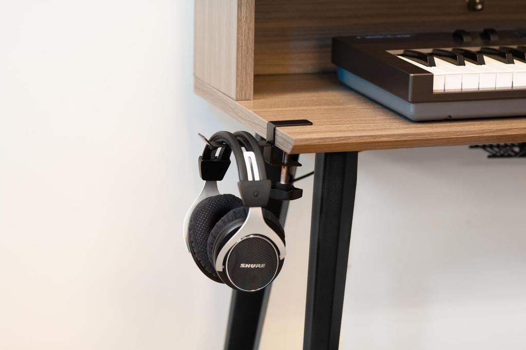 GATOR Frameworks Gator Frameworks Headphone Hanger Tabletop Fixed GFW-HP-HANGERDESK []