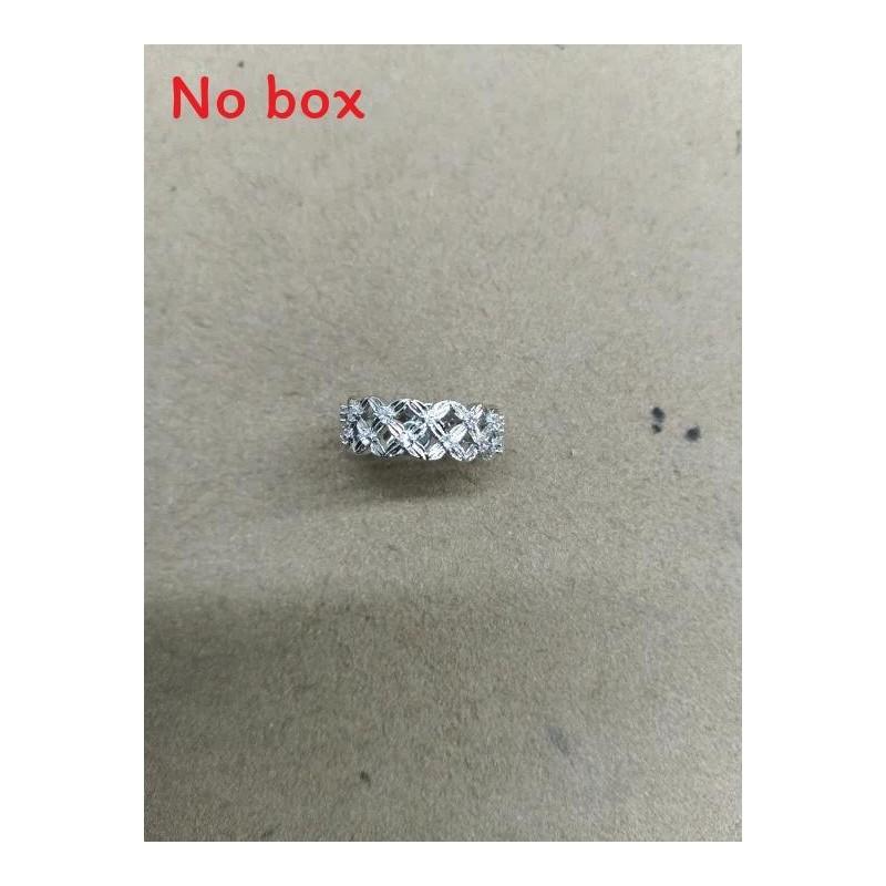 Luxurious Floral Style Copper Ring With Zirconia Accents For Fashionable Women