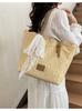 Women's Retro One-Shoulder Lace Hollow Handbag - Large Capacity, Light Luxury Vacation Tote