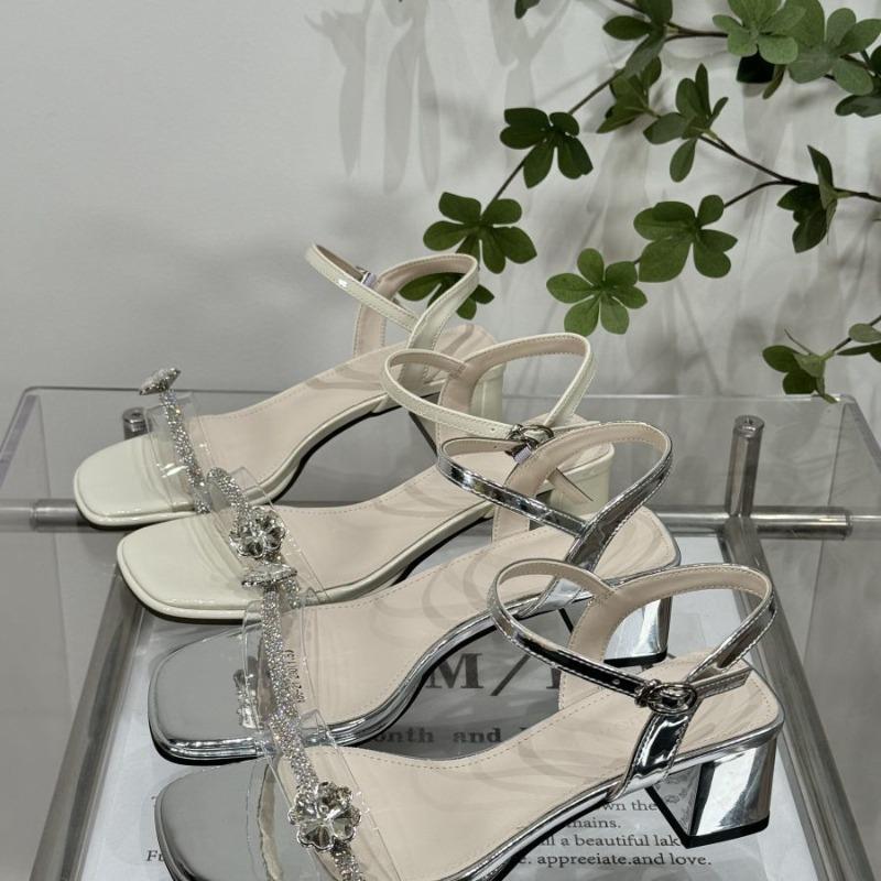 Fashion Hot Selling Female Sandal 2025 Women's Med Block Heels Ladies Shoes Summer New Medium Fashion Chunky High Comfort Retro Beige