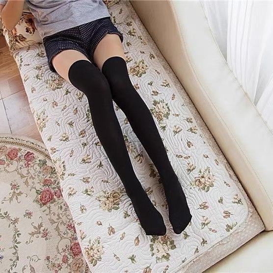 

80cm Extended Over Knee High Socks Silicone Anti Slip High Tube Cotton Socks High Elasticity Loose Oversized Women s Stockings one size