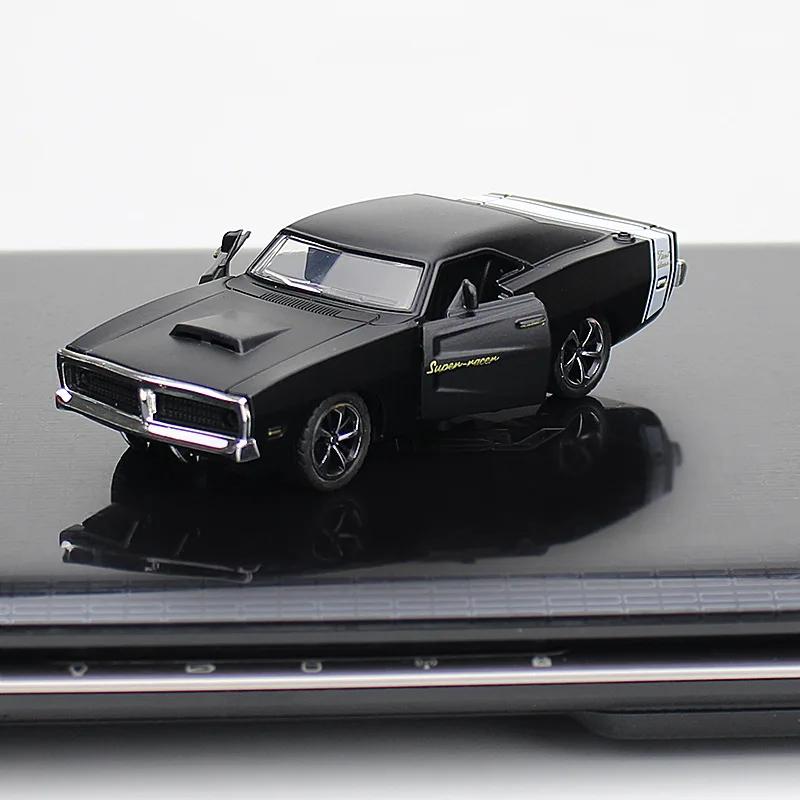 1/36 Dodge Classic Car Alloy Model Car Model Jewelry Metal Return Toy Gift Ornaments