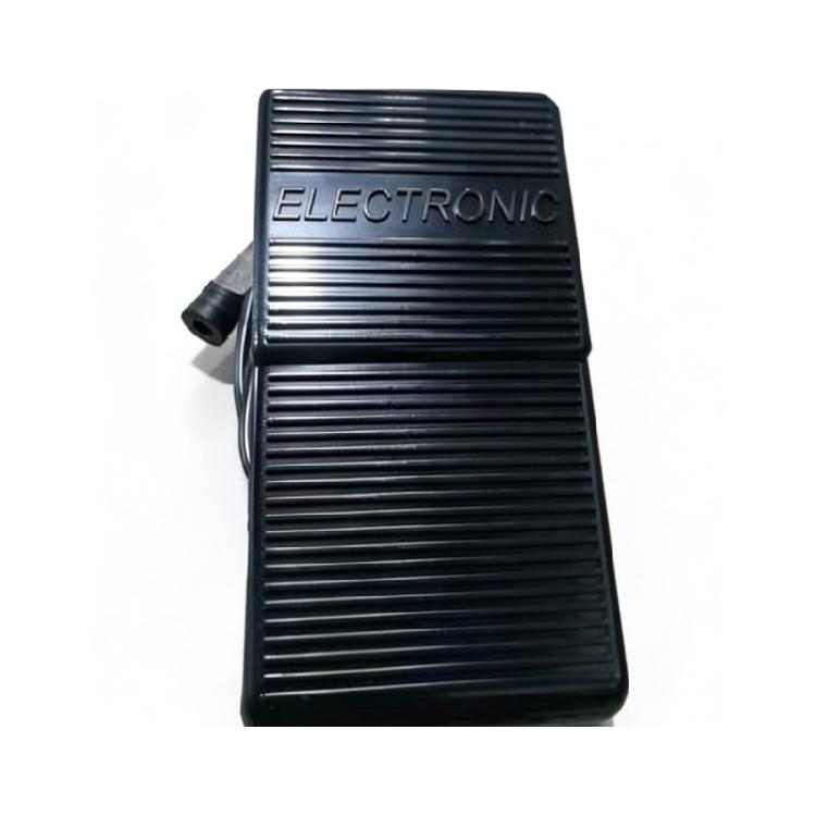 

Professional Foot Pedal Speed Adjustable ABS Pneumatic Foot Control Pedal For Household/Industrial Sewing Machines 1