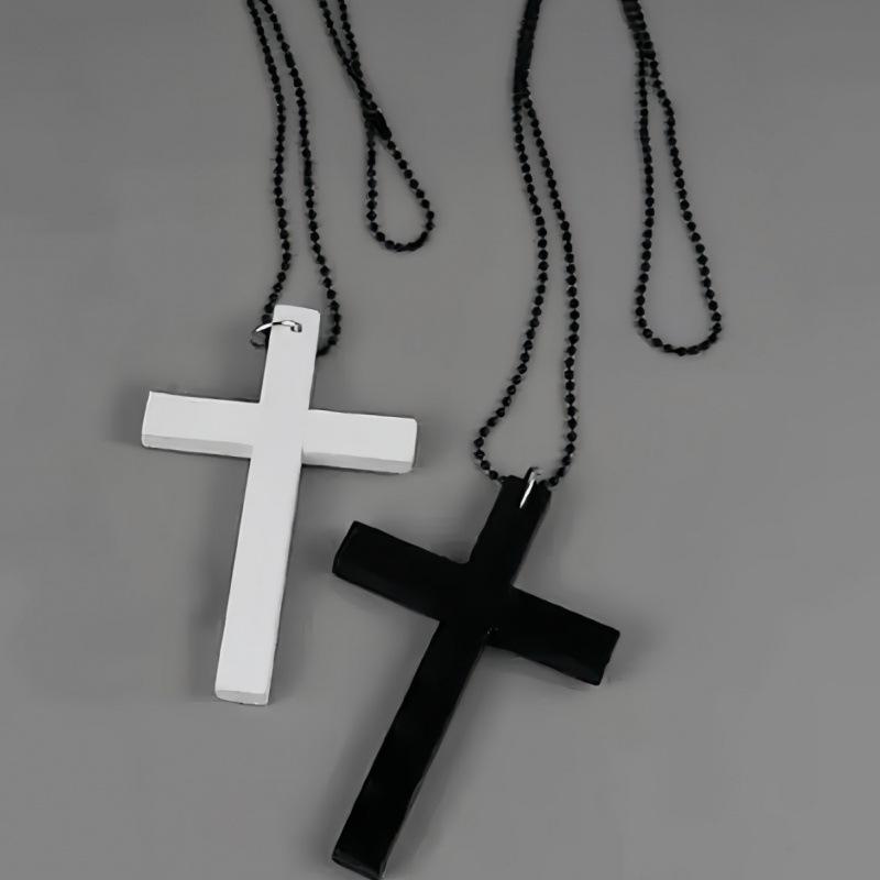 Elegant Women's Wooden Cross Necklace: Versatile Clavicle Choker & Sweater Chain