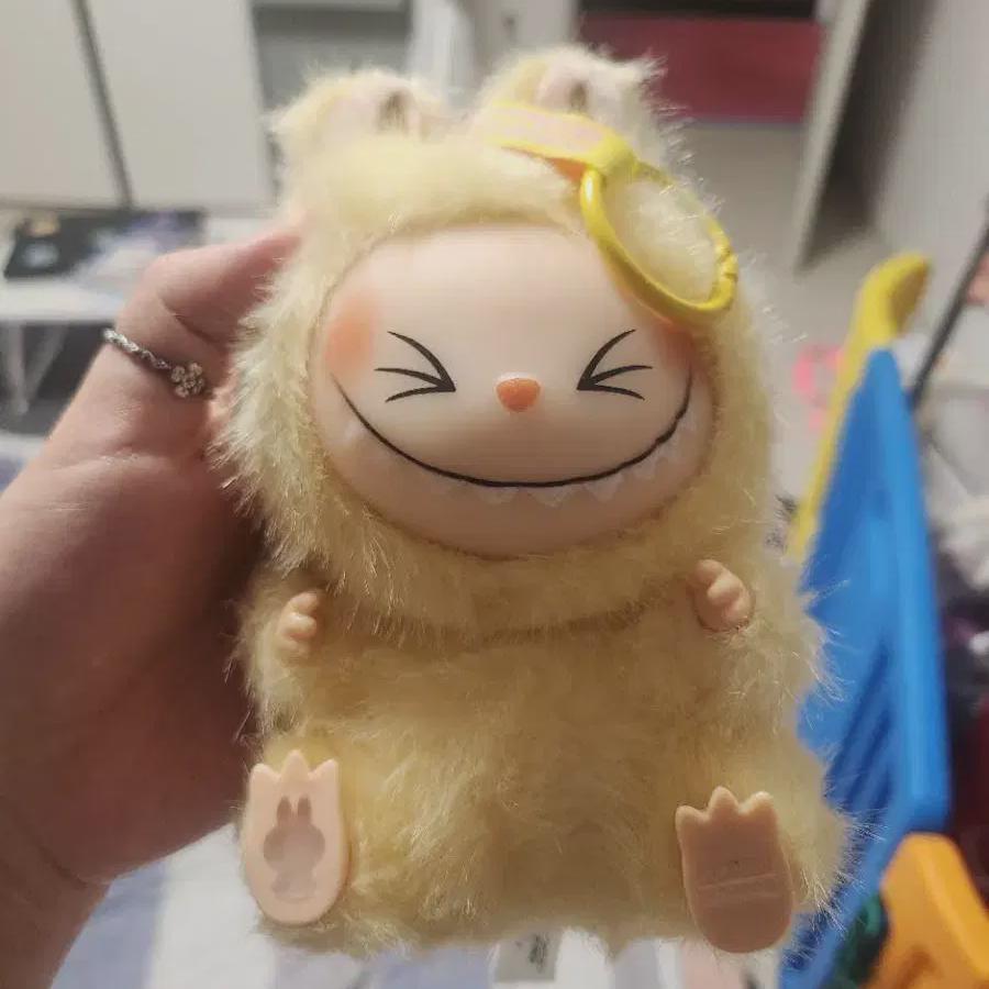 

Лотерея кукол Лабубу