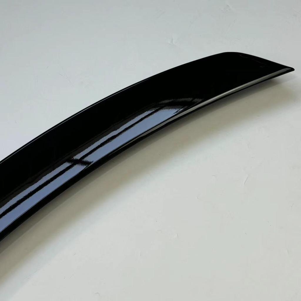 Glossy Black ABS Rear Spoiler for Chrysler 300C