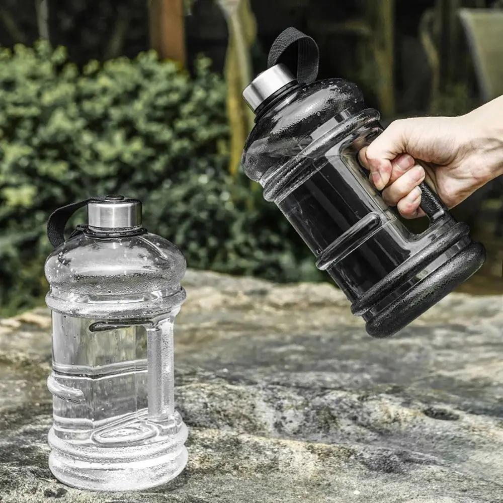 2.2L Sports Water Bottle Large Capacity Training Exercise Drink Bottle with Handle Hand Cranked Bottle Outdoor Gym Gallon Bottle