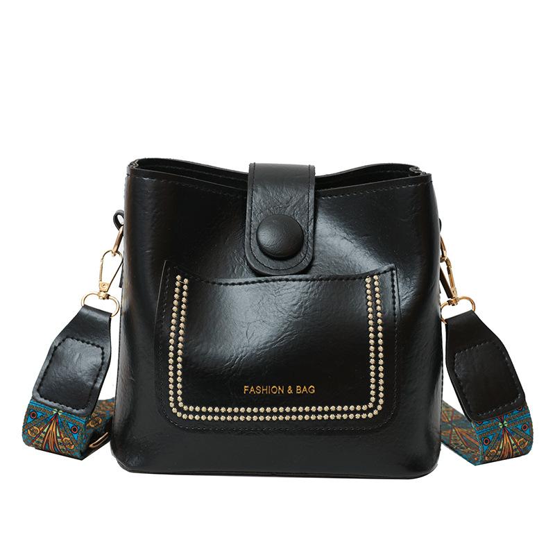 

Модная сумка через плечо, новая модная сумка-мессенджер из искусственной кожи, простая универсальная сумка, женская фактурная сумка-ведро для поездок на работу