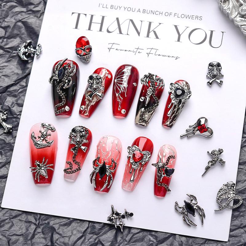 Alloy Skull Nail Charms Retro Halloween Decals Ornaments 3D Ghost Silver Classic Jewelry Nails Art Design Manicure Accessories
