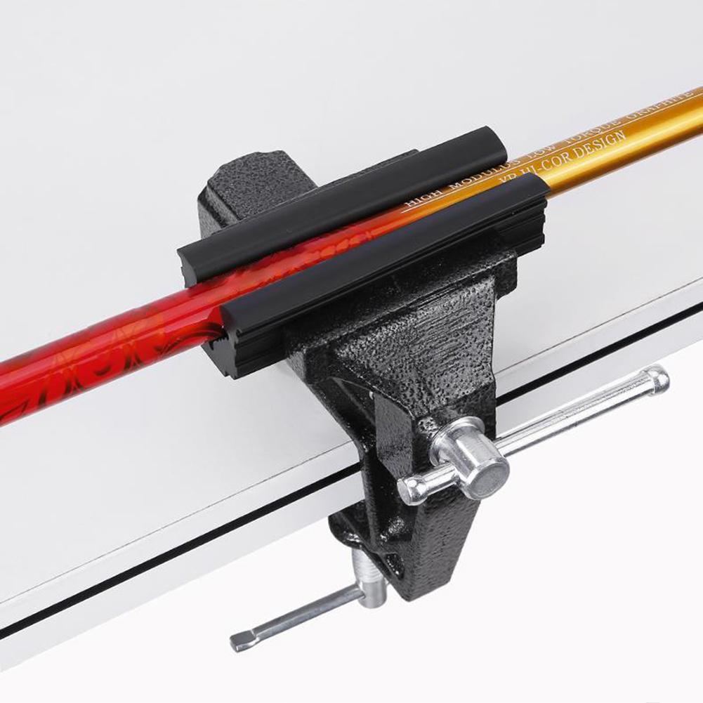 Golf Club Vise Clamp Protective Golf Club Grip Replacement Tool Rubber Golf Club Clip for Wedges Irons Putters Shaft Repair