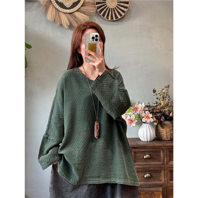 

Vintage Cotton-Linen V-Neck Jacquard Distressed Pullover Top for Women One Size зелений