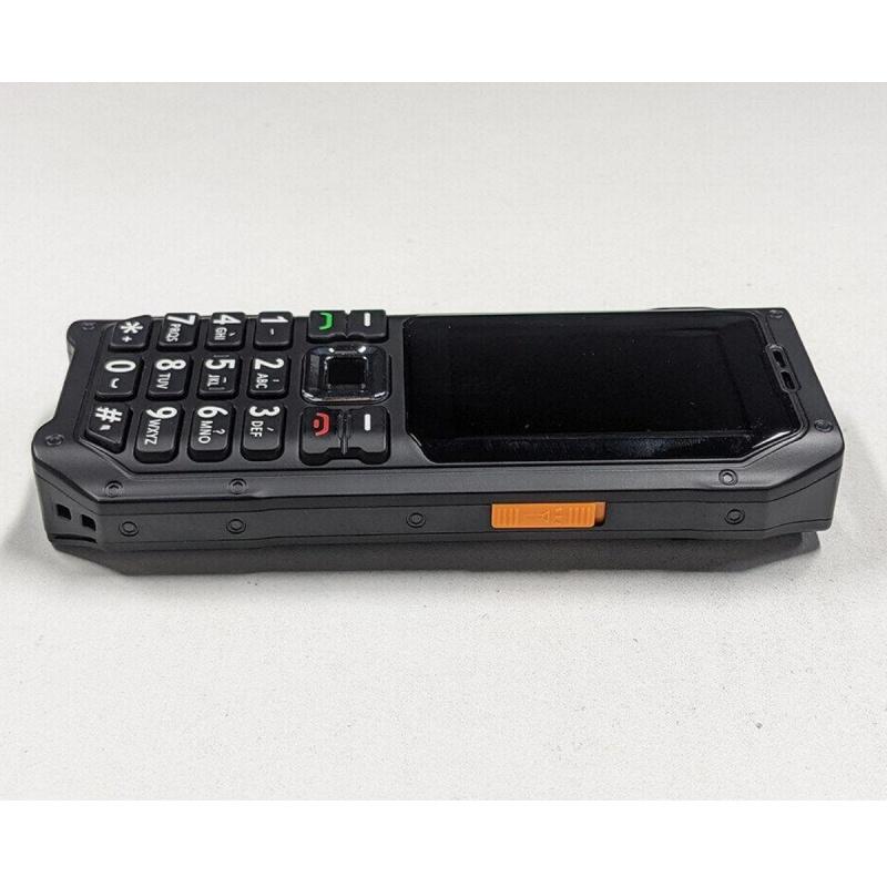 Soyes K80 GSM 2G Mobilní telefon 2,4palcový HD displej Dual SIM MP3 FM Vibrace 1800mAh SOS Svítilna Budík Tlačítkový telefon pro seniory